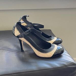 BCBG Women's raffia Heels